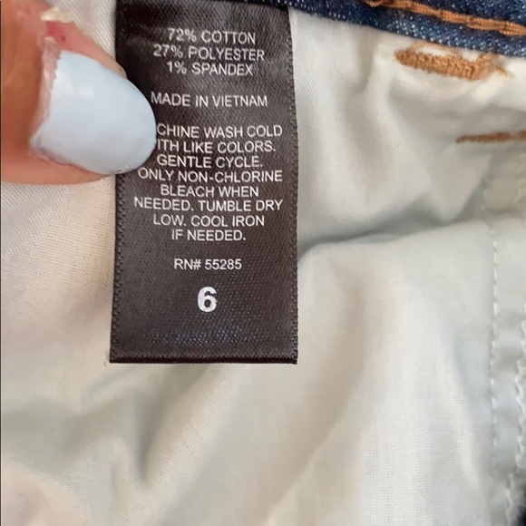 Express Jean Shorts - Picture 4 of 4